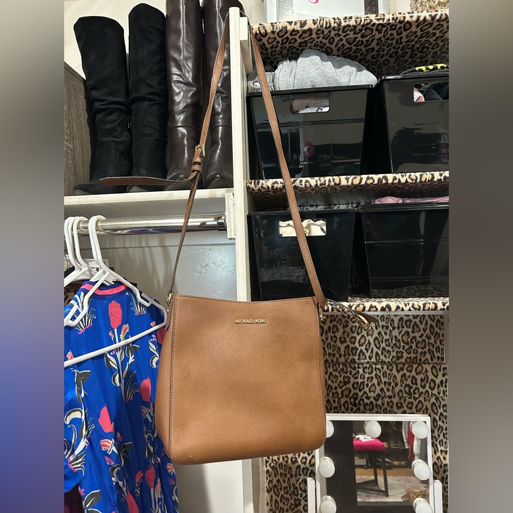 Michael Kors Crossbody